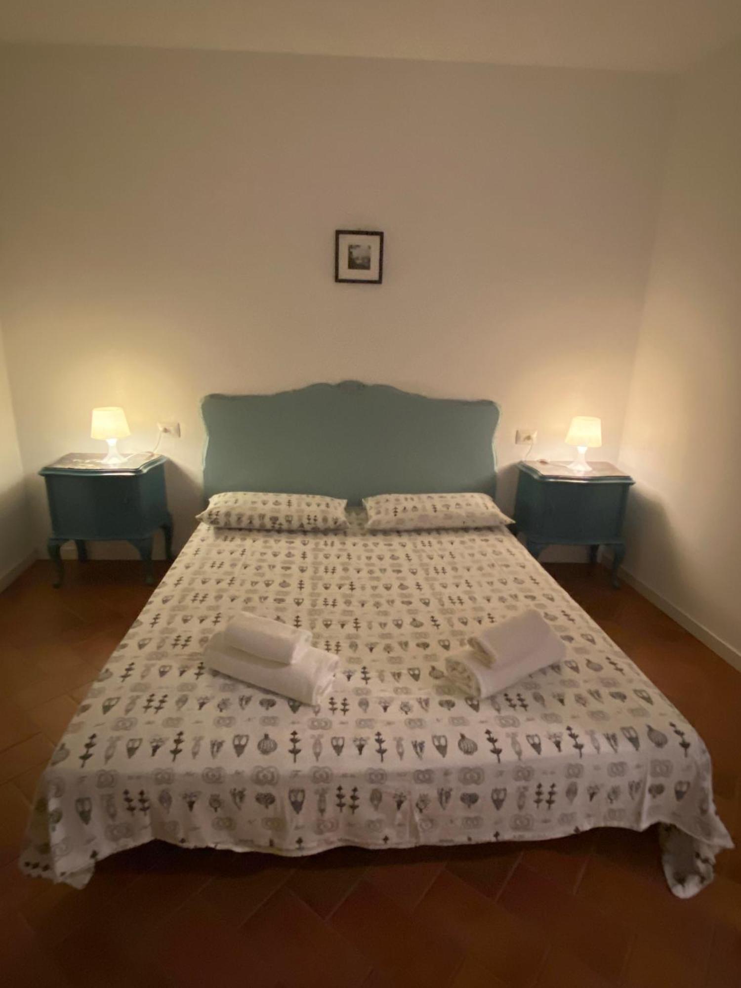 Holiday House Alla Torre Mandello del Lario Exterior foto